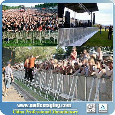 Crowd barrier