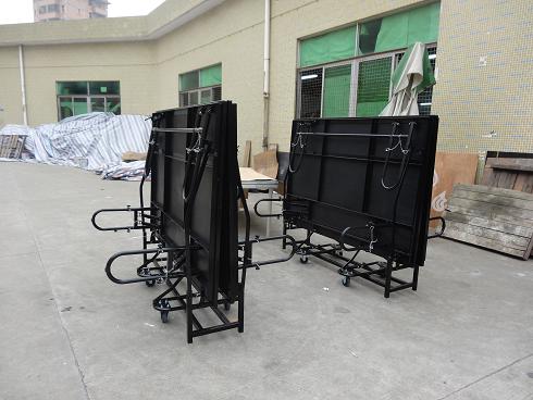 portable folding stage
