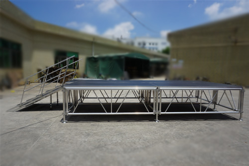 Aluminum stage