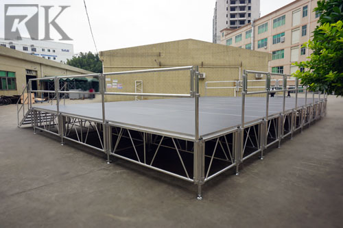 portable stage